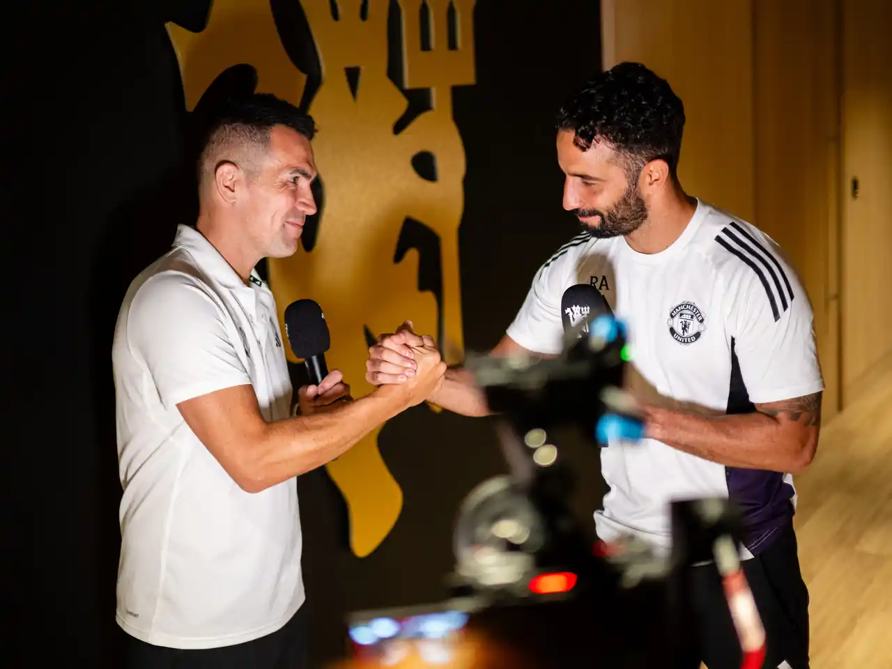 阿莫林：我们不会再干等4个小时开球，球队需要感受到球迷的存在